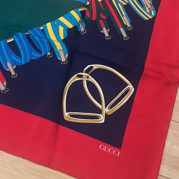 Gucci Red Silk Scarf with Iconic Horse 34”x34” - Picture 5 of 12